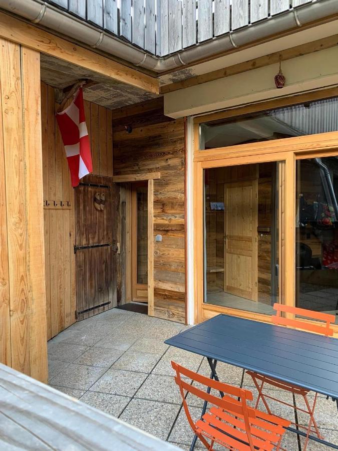 Appartement avec extérieur La Giettaz domaine skiable Megeve Combloux La Giettaz navette gratuite et télésiège à 2km Esterno foto