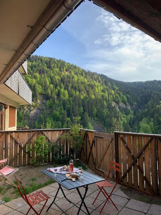 Appartement avec extérieur La Giettaz domaine skiable Megeve Combloux La Giettaz navette gratuite et télésiège à 2km Esterno foto