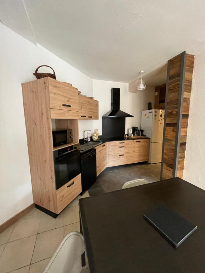 Appartement avec extérieur La Giettaz domaine skiable Megeve Combloux La Giettaz navette gratuite et télésiège à 2km Esterno foto
